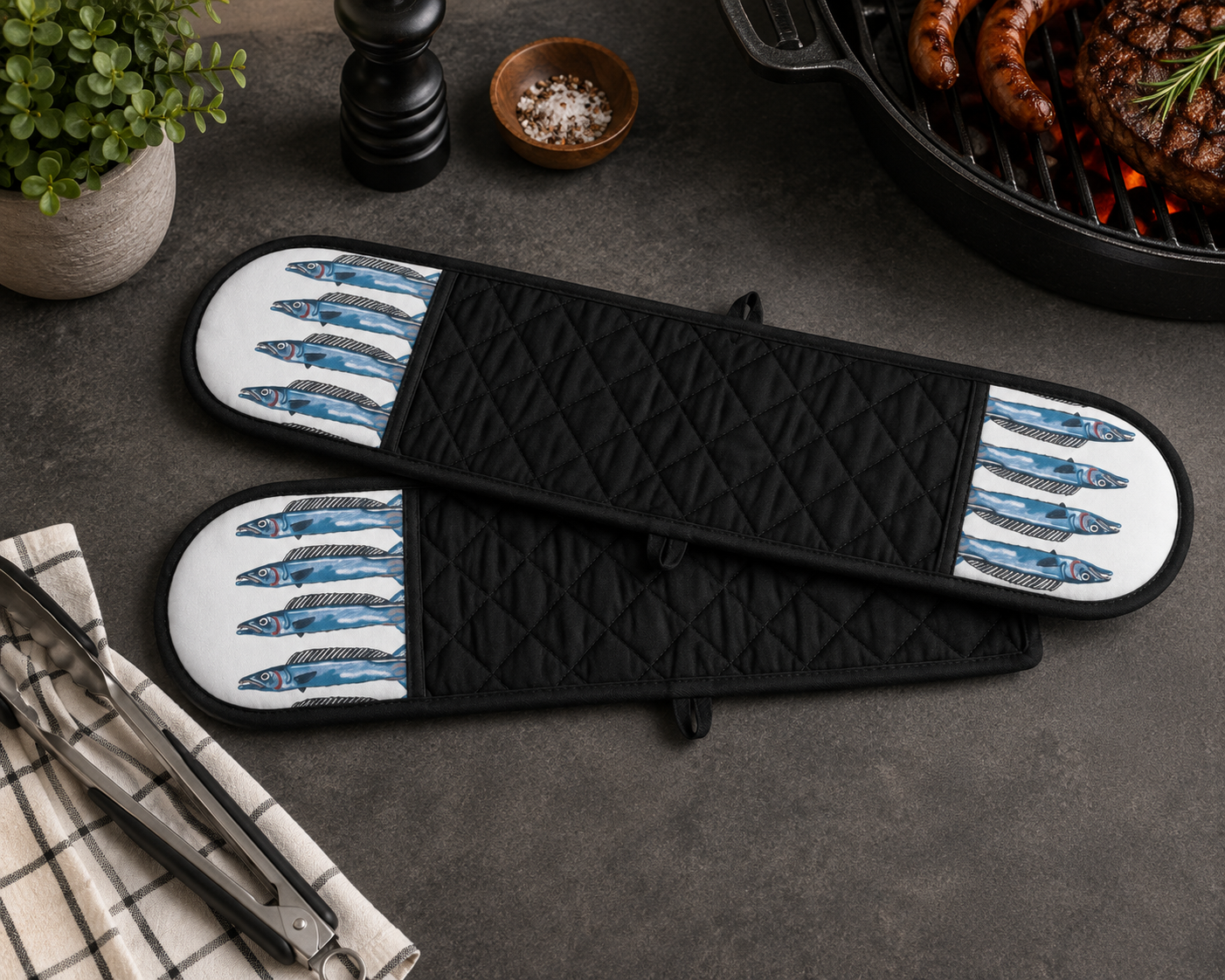 Snoek Oven Mitts